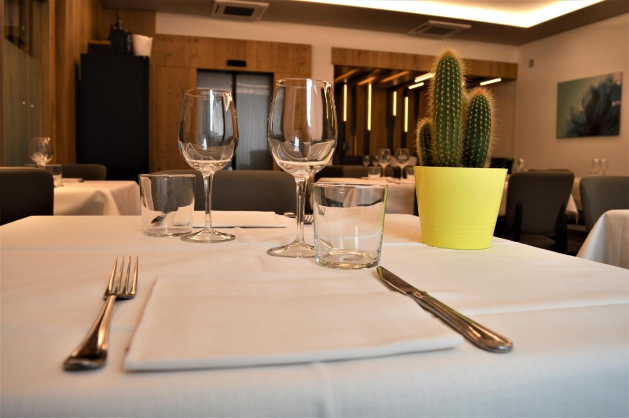 מורי Albergo Ristorante Da Neni מראה חיצוני תמונה