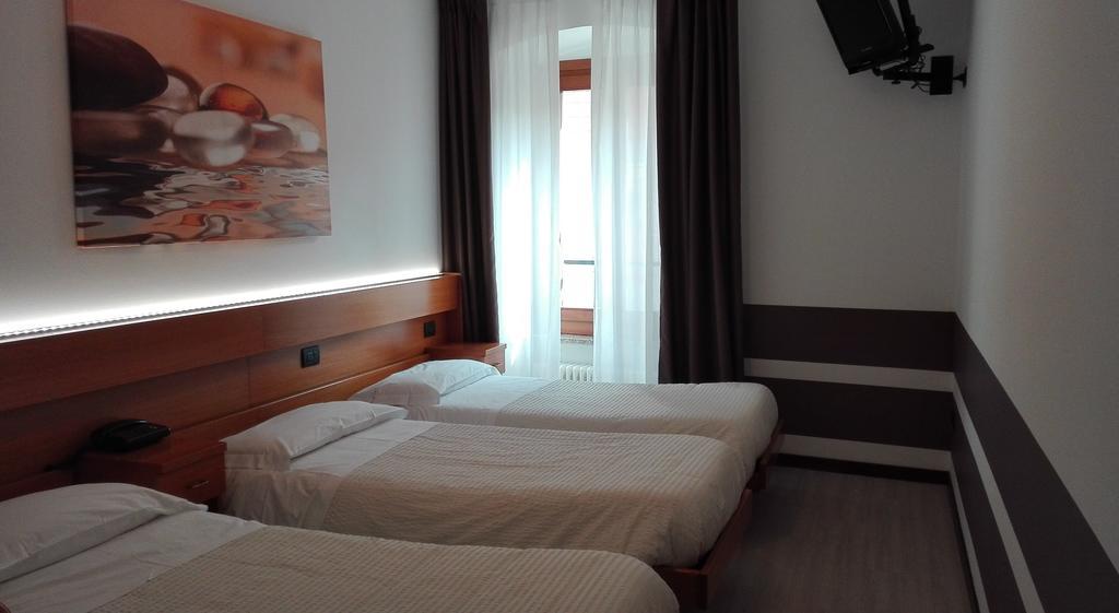 מורי Albergo Ristorante Da Neni מראה חיצוני תמונה