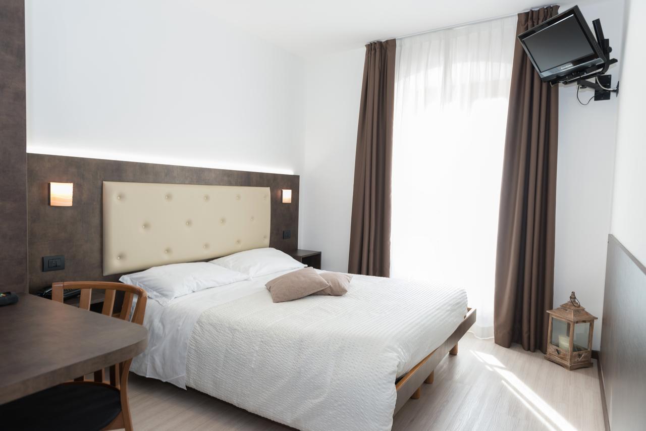 מורי Albergo Ristorante Da Neni מראה חיצוני תמונה
